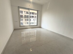 Room in 2 BHK Apartment at Subhash CHS, Chembur – for Rent