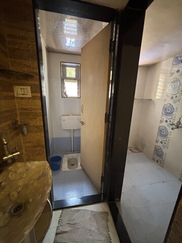 Washroom in 2 BHK Apartment at Malhar Apartments Erandwane, Erandwane – for Rent