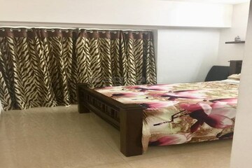 Bedroom in 2 BHK Builder Floor at Huzefa Nagar – for Sale