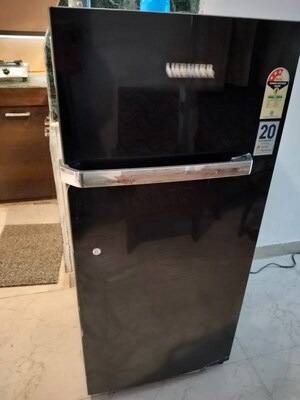 Furnished Amenities in 2 BHK Apartment at Vashisht Heights, Sector 87 – for Rent