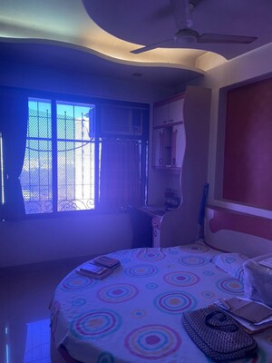 Bedroom in 2.5 BHK Apartment at Lake Home, Powai – for Rent