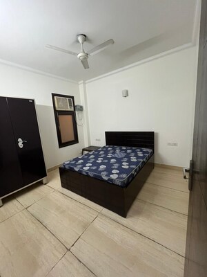 Bedroom in 4 BHK Builder Floor at Unitech South City II, Sector 50 – for Rent