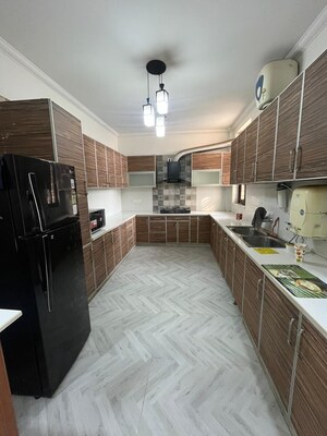 Kitchen in 4 BHK Builder Floor at Unitech South City II, Sector 50 – for Rent