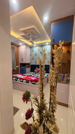 Furnished Amenities in 3 BHK Apartment at Omaxe The Palace, Gomti Nagar – for Rent