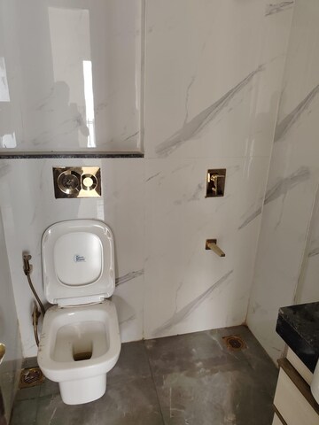 Bathroom in 2 BHK Apartment at Signature Global Prime, Sector 63a – for Rent