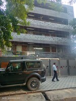 4 BHK + Servant Room 560 Sq.Yd. Builder Floor in Ansal Plaza Gurgaon