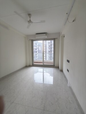 Room in 2 BHK Apartment at Powai – for Rent
