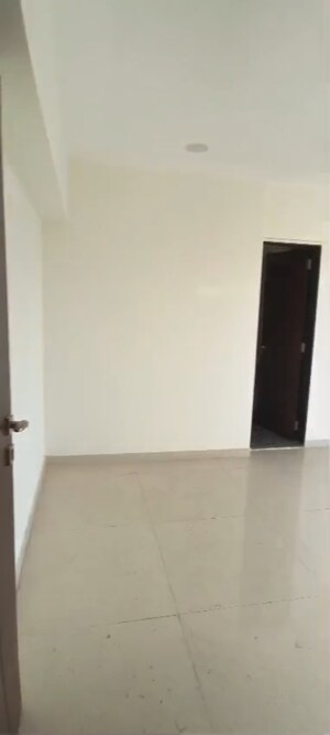 Room in 2 BHK Apartment at Nicco Amey Apartments, Andheri East – for Rent