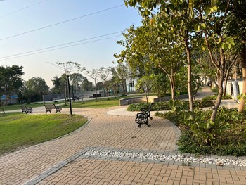 Paras Ekam Homes