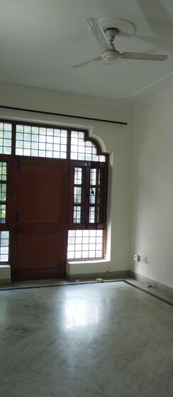 3 BHK + Study Room Builder Floor For Rent in Sector 39