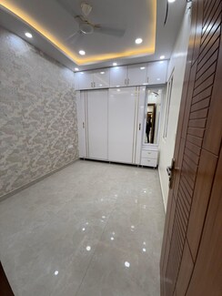 2 BHK + Pooja Room Builder Floor For Sale in Sultanpur