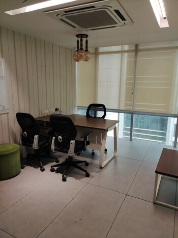 Office Space in IT/SEZ for Rent in Sector 63, Noida