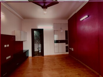 Ramprastha Greens Pearl Court