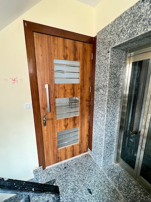 Furnished Amenities in 2 BHK Builder Floor at Amolik Residency, Sector 86 – for Rent