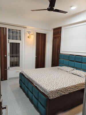 Bedroom in 3.5 BHK Builder Floor at Smart World Gems, Sector 89 – for Sale