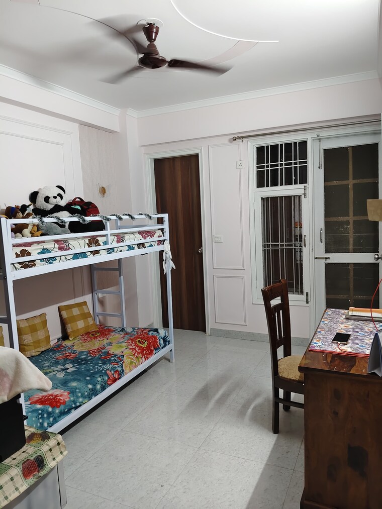 Bedroom, smart-world-gems 3.5 Bedroom 1503 Sq.Ft. Builder Floor In Sector 89 Gurgaon 10155455