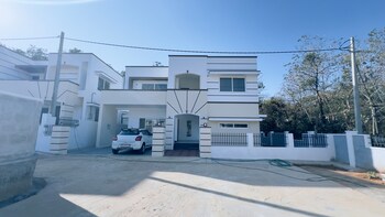 2 BHK Villa for Sale in KannadI-I, Palakkad