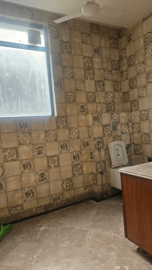 Master Plan in 5 BHK Independent House at Vasant Kunj – for Sale