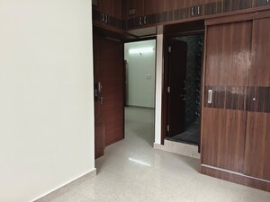 Room in 2 BHK Builder Floor at New Thippasandra – for Rent