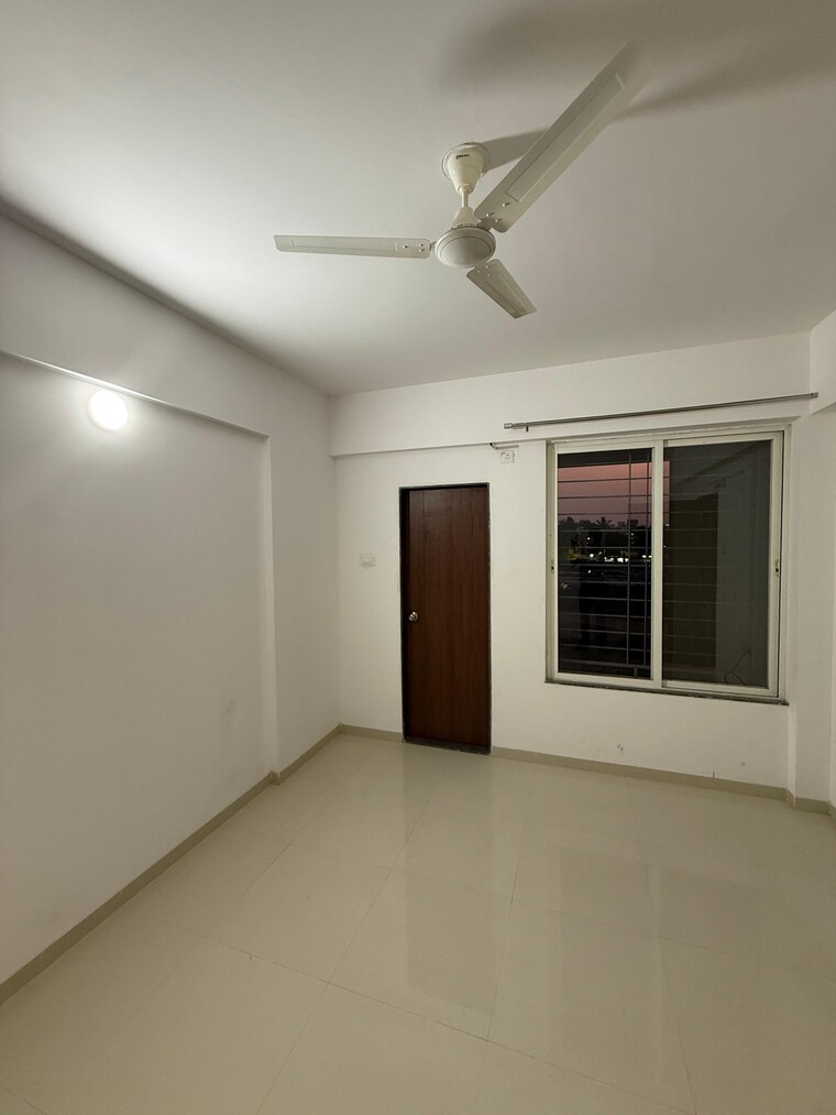 Room, kharadi 3 Bedroom 1600 Sq.Ft. Apartment In Kharadi Pune 10156231