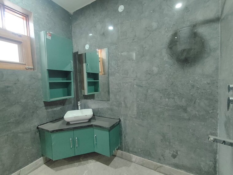 Kitchen, sector 45 2 Bedroom 1400 Sq.Ft. Builder Floor In Sector 45 Gurgaon 10156456
