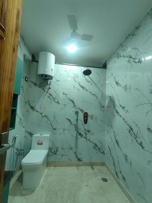 Bathroom in 2 BHK Builder Floor at Sector 45 – for Rent