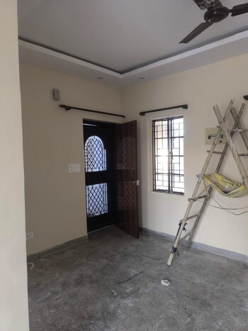 2 BHK Flat for Rent in Vasant Kunj, Delhi