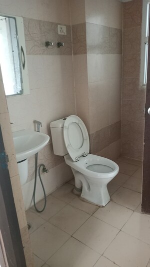 Bathroom in 2.5 BHK Apartment at Antriksh Golf View - II, Sector 78 – for Rent