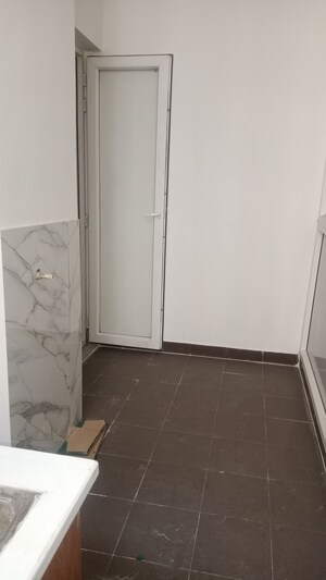 Bathroom in 2.5 BHK Apartment at Antriksh Golf View - II, Sector 78 – for Rent