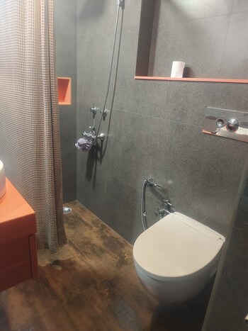3 BHK Flat for Rent in Sarita Vihar, Delhi