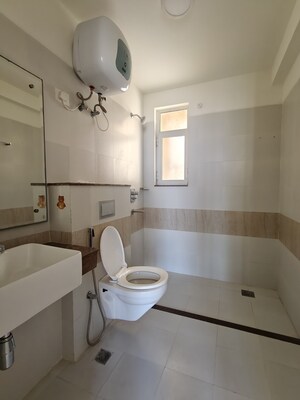 Bathroom in 2 BHK Apartment at M3M Marina, Sector 68 – for Rent