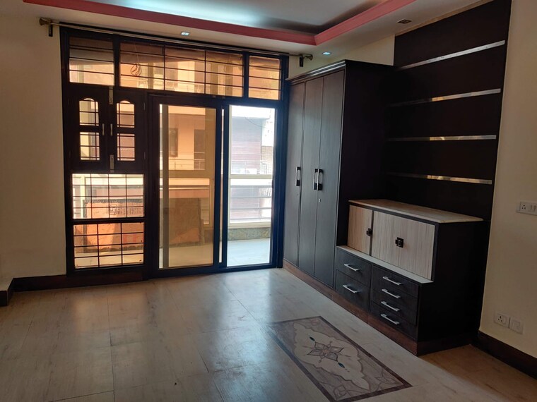 Kitchen, ansal-sushant-lok-i 3 Bedroom 215 Sq.Yd. Builder Floor In Sector 43 Gurgaon 10163547