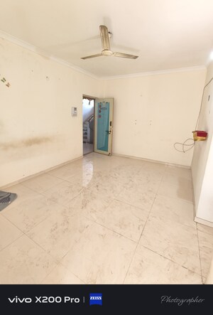 Room in 2 BHK Apartment at Wadgaon Sheri – for Rent