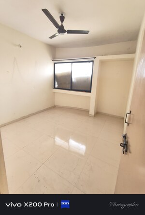 Room in 2 BHK Apartment at Wadgaon Sheri – for Rent