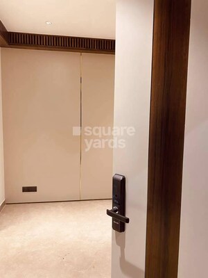Room in 4 BHK Builder Floor at Sushant Lok I – for Sale