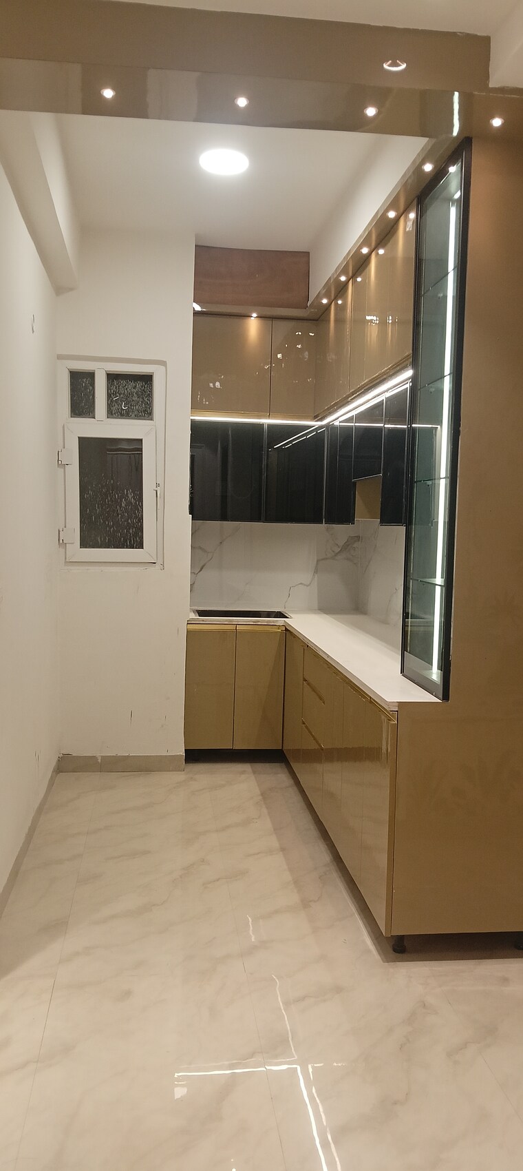 Kitchen, ultima-107 3 Bedroom 1755 Sq.Ft. Apartment In Sector 104 Noida 10163638