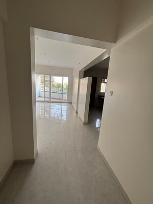 Furnished Amenities in 2 BHK Apartment at Fortune Garud House Apartments, Model Colony – for Rent