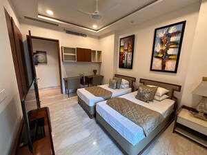 Bedroom in 4 BHK Apartment at Ambience Creacions, Sector 22 – for Rent