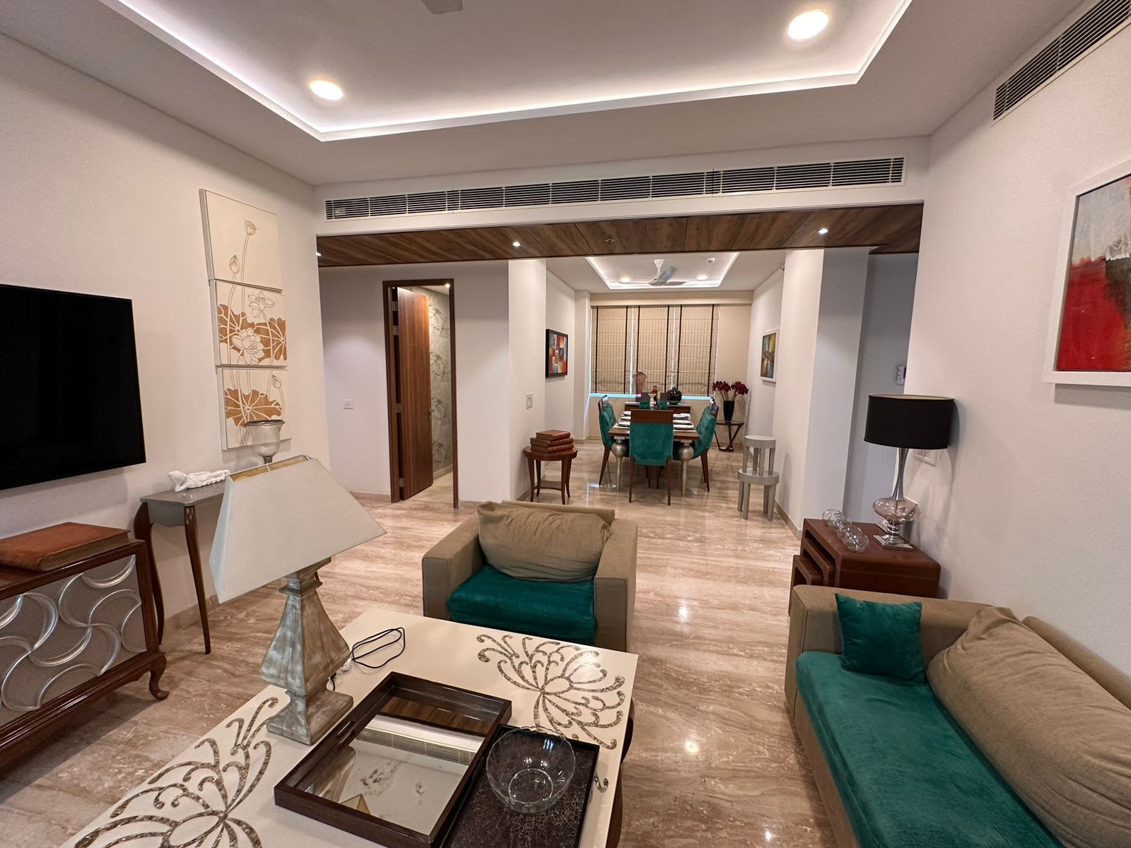4 BHK + Servant Room Apartment For Rent in Ambience Creacions