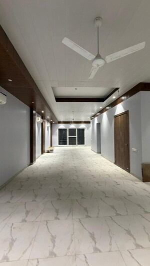 Building Lobby in  Office Space at Ocus Quantum, Sector 51 – for Rent