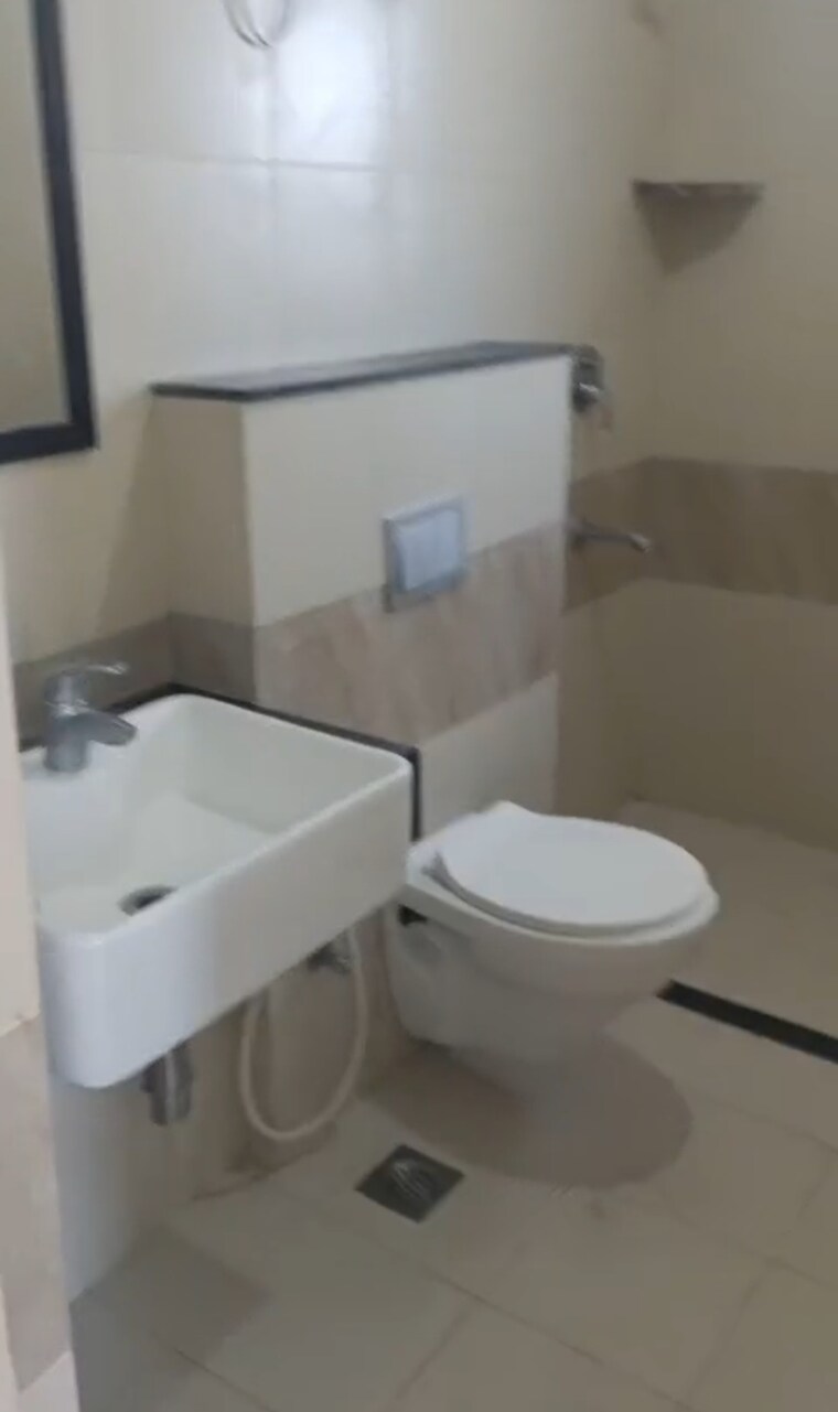 Bathroom, m3m-marina 2 Bedroom 1330 Sq.Ft. Apartment In Sector 68 Gurgaon 10163676