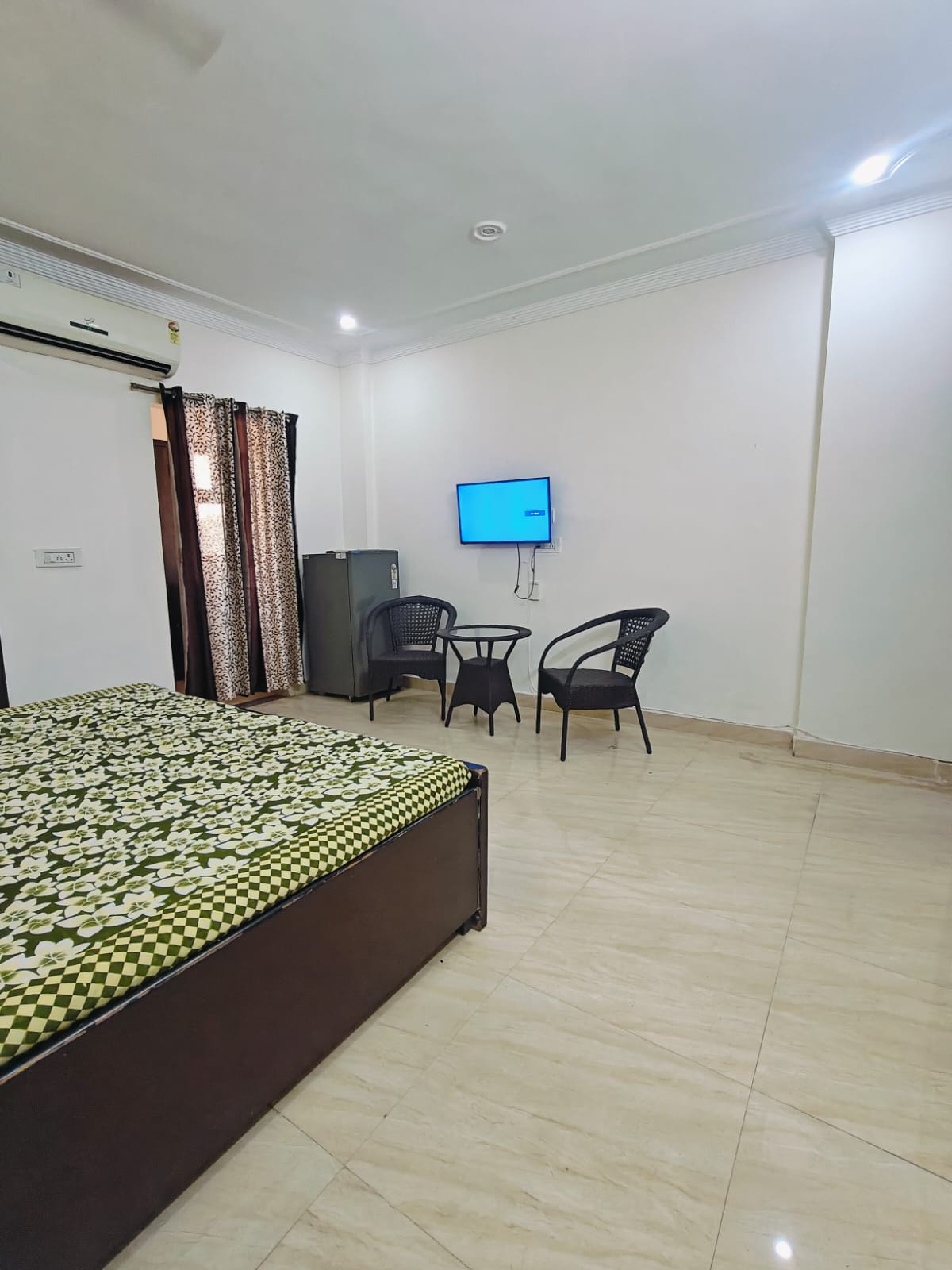 Office Space For Rent in Orchid Island
