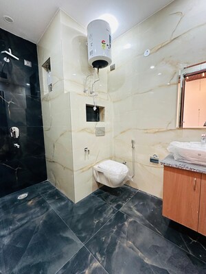 Bathroom in 3 BHK Builder Floor at BPTP District 3, Sector 85 – for Sale