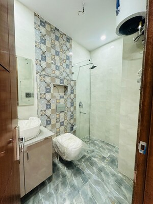 Bathroom in 3 BHK Builder Floor at BPTP District 3, Sector 85 – for Sale