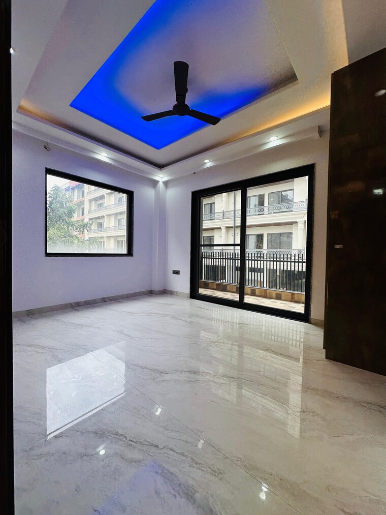 Room, bptp-district-3 3 Bedroom 180 Sq.Yd. Builder Floor In Sector 85 Faridabad 10163683