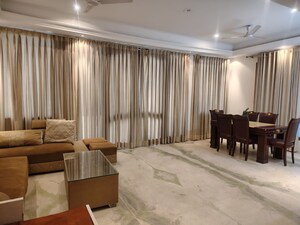 Living Room in 3 BHK Builder Floor at Dlf Phase ii – for Rent