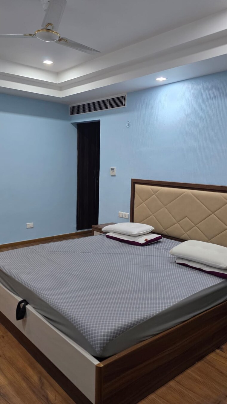 Bedroom, gomti nagar 3.5 Bedroom 2350 Sq.Ft. Apartment In Gomti Nagar Lucknow 10163707