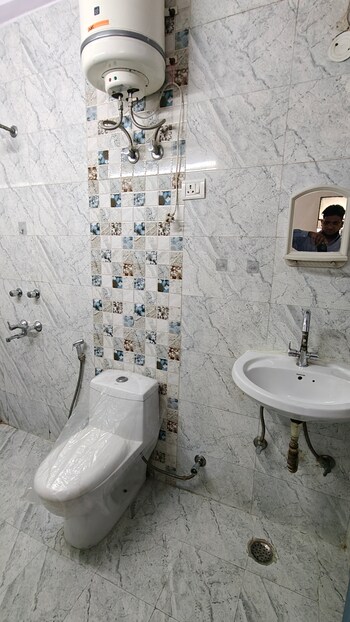 1 BHK Builder Floor for Sale in Malviya Nagar, Delhi