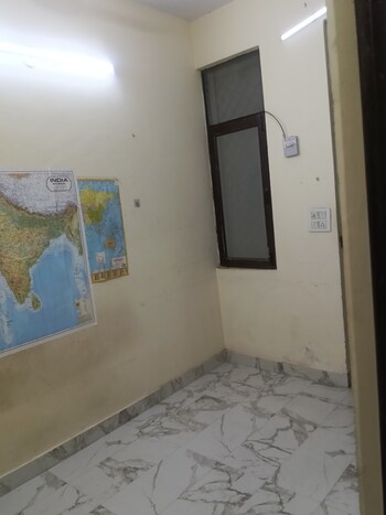 1 RK Builder Floor for Rent in Outram Lines, Delhi