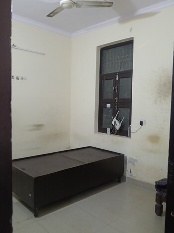 1 BHK Builder Floor for Rent in Hakikat Nagar, Delhi